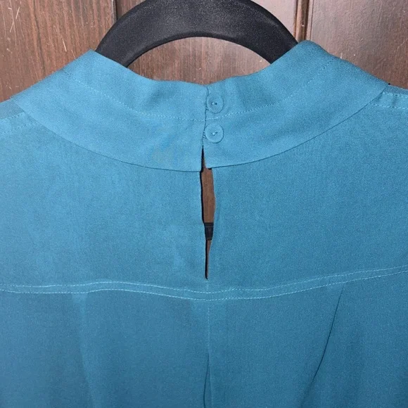 BCBG Maxazria Emma Blouse - Picture 4 of 4